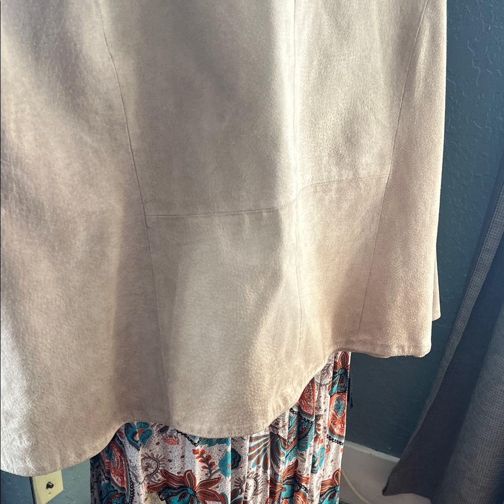 Dialogue Beige Fringe Suede Blazer - Picture 7 of 8